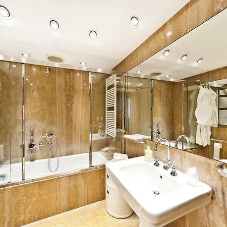 Elegant With Lift In 17th-century Palace, Walk To St Marks Square アパート *