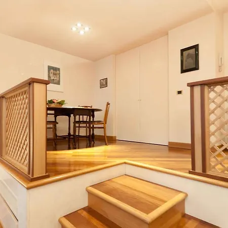 Very In Historical 1600 Palace With Lift A Few Min Walk From San Marco Square