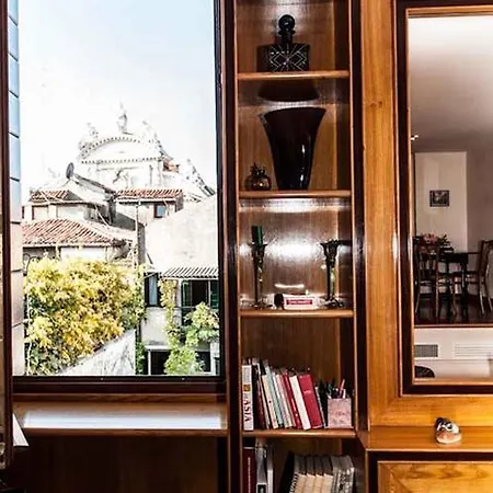 Very In Historical 1600 Palace With Lift A Few Min Walk From San Marco Square Appartement *