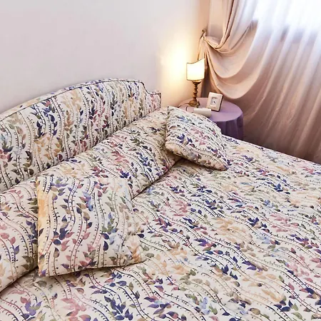 Apartment Very In Historical 1600 Palace With Lift A Few Min Walk From San Marco Square Venedig