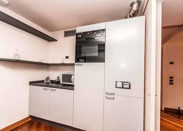 Apartment Elegant With Lift In Historical 1600 Palace, A Few Min Walk From San Marco Square Venedig