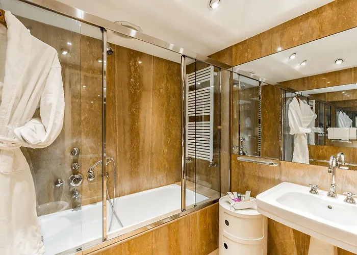 Elegant With Lift In Historical 1600 Palace, A Few Min Walk From San Marco Square Venedig