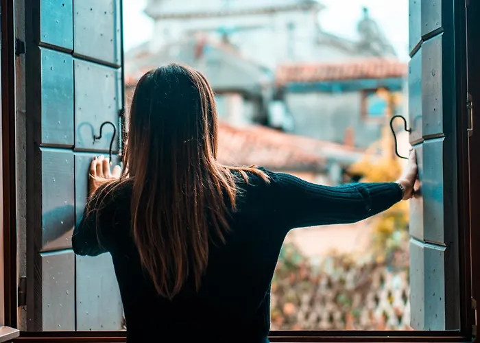 Apartment Elegant With Lift In Historical 1600 Palace, A Few Min Walk From San Marco Square *