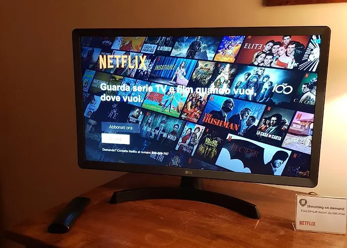 Elegant With Lift In Historical 1600 Palace, A Few Min Walk From San Marco Square Apartment *