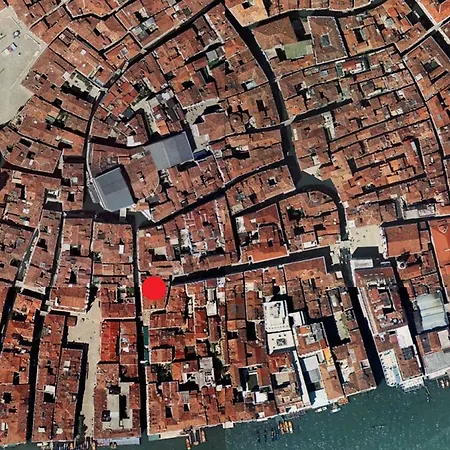 Appartamento Elegant With Lift In 17th-century Palace, Walk To St Marks Square *